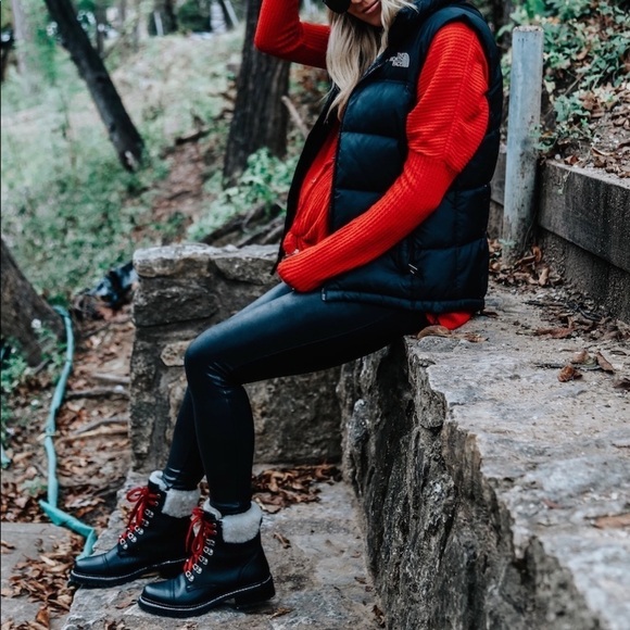 $399 Frye Samantha Black Real Leather Lace Up Shearling Fur Hiking Ankle Boot - Picture 7 of 16